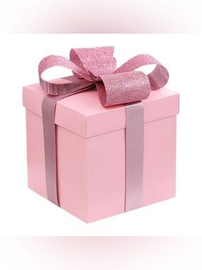 High end luxury mystery box
✨set price✨
✨GWP first 2 customers